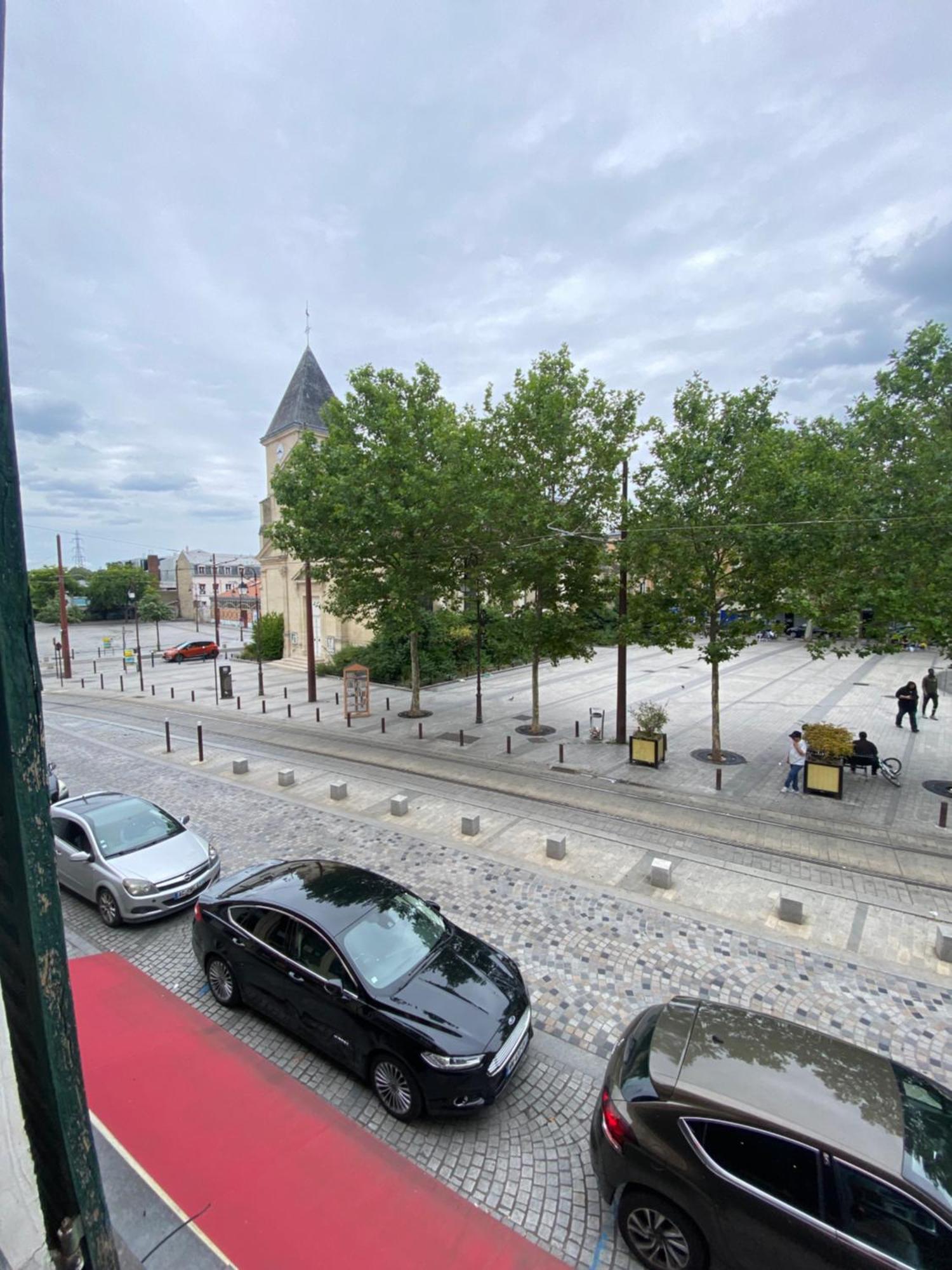 Balcon De Paris Leilighet Gennevilliers Eksteriør bilde